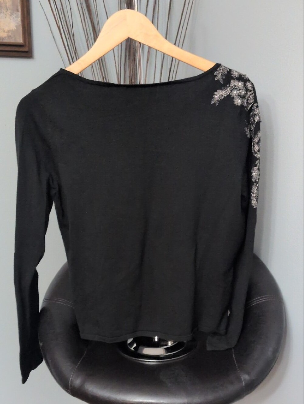 august silk Black Sweater with Silver Floral Embroidery & Rhinestones 75% Silk - Picture 6 of 8